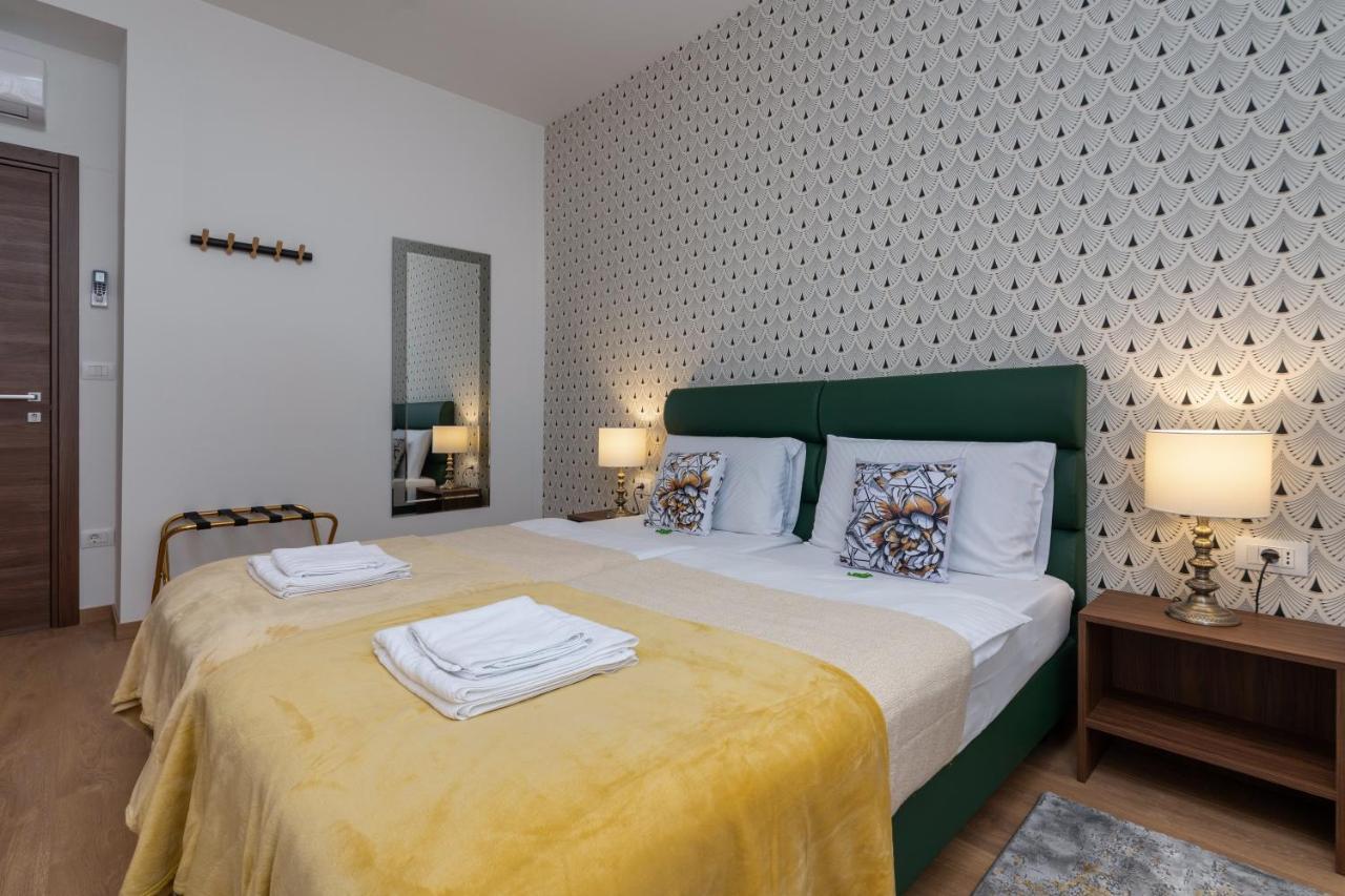Aurora Rooms B&B Pula Buitenkant foto